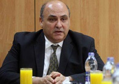 د.حسام قنديل رئيس قسم القلب يكلية طب قصر العينى